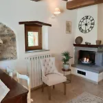 Vakantiehuis Casetta Nel Bosco - L'antico Metato