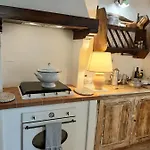 Casetta Nel Bosco - L'antico Metato Vakantiehuis *